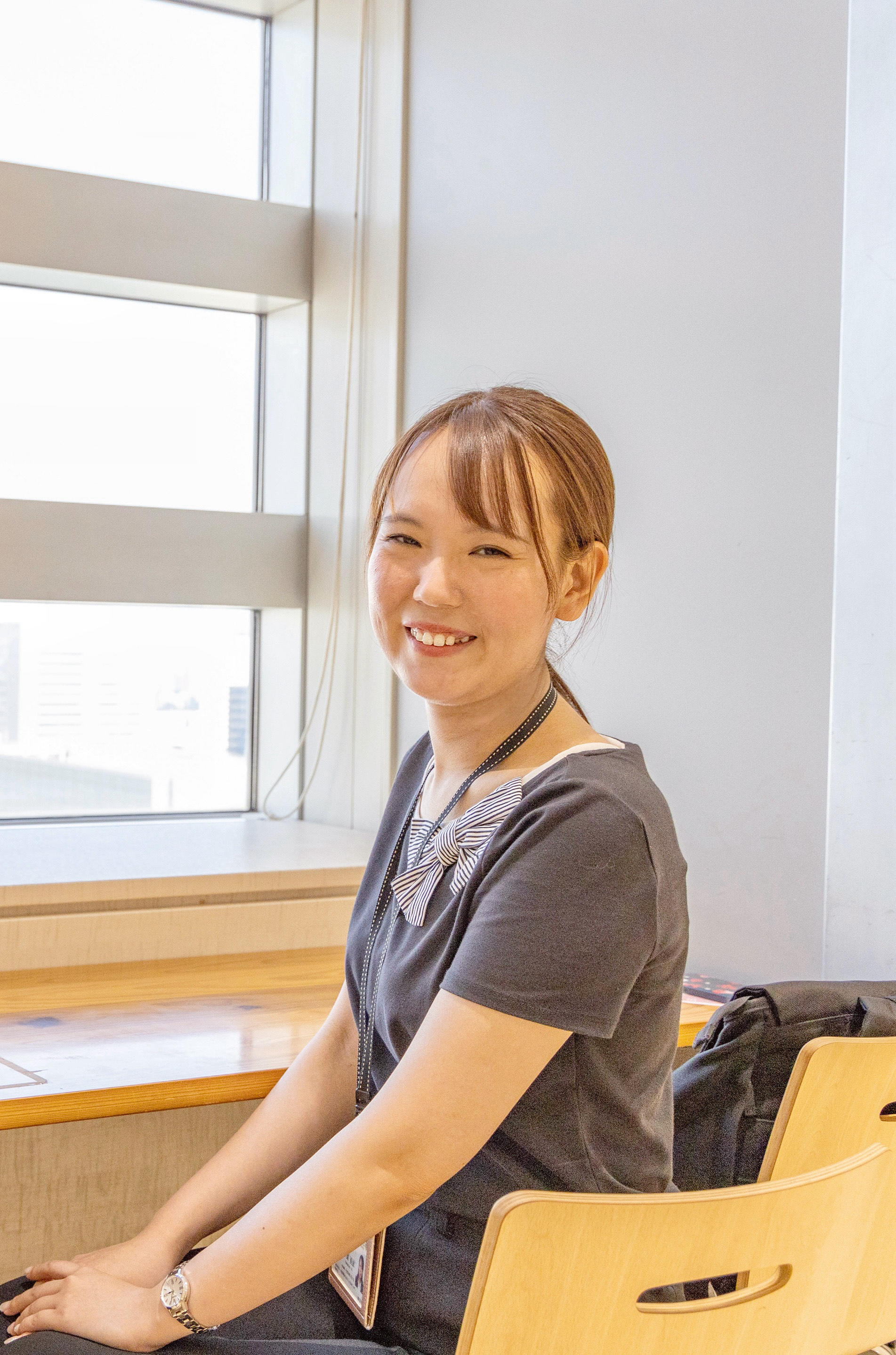 活躍する卒業生】「英語学習に力を入れながら、観光分野を学んだ4年間